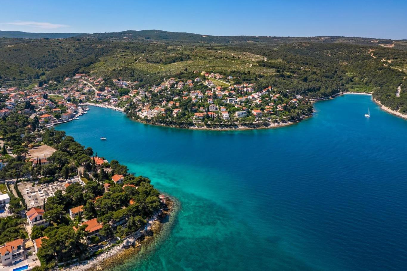 Apartments By The Sea Splitska, Brac - 2923 Постира Экстерьер фото